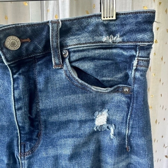 American Eagle Outfitters Super Stretch Super High Rise Jeggings 4 Short - Picture 4 of 8